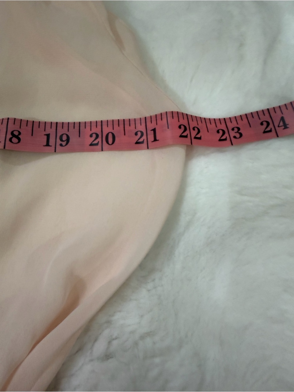 Oscar de la Renta Sleepwear Sheer Satin-Trim Robe in Blush - Picture 8 of 10